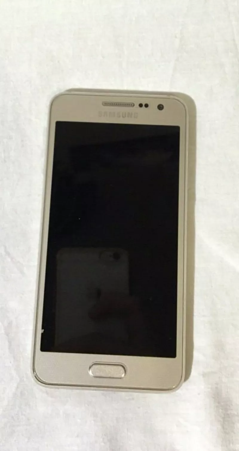 Продаю Samsung Galaxy A3/DS (A300-F) ВОЗМОЖЕН ТОРГ