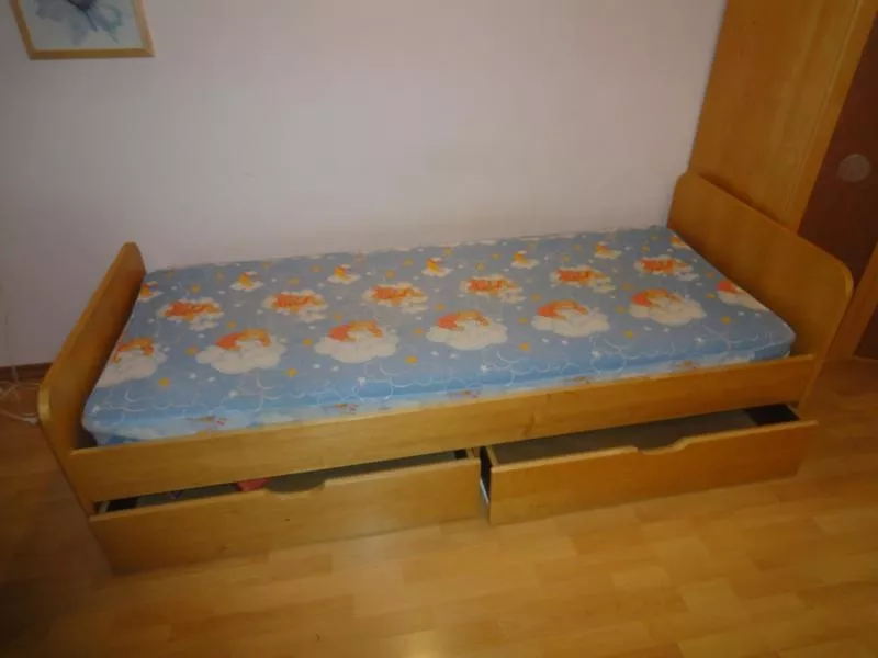 Мебель для детской /подростковой комнаты 