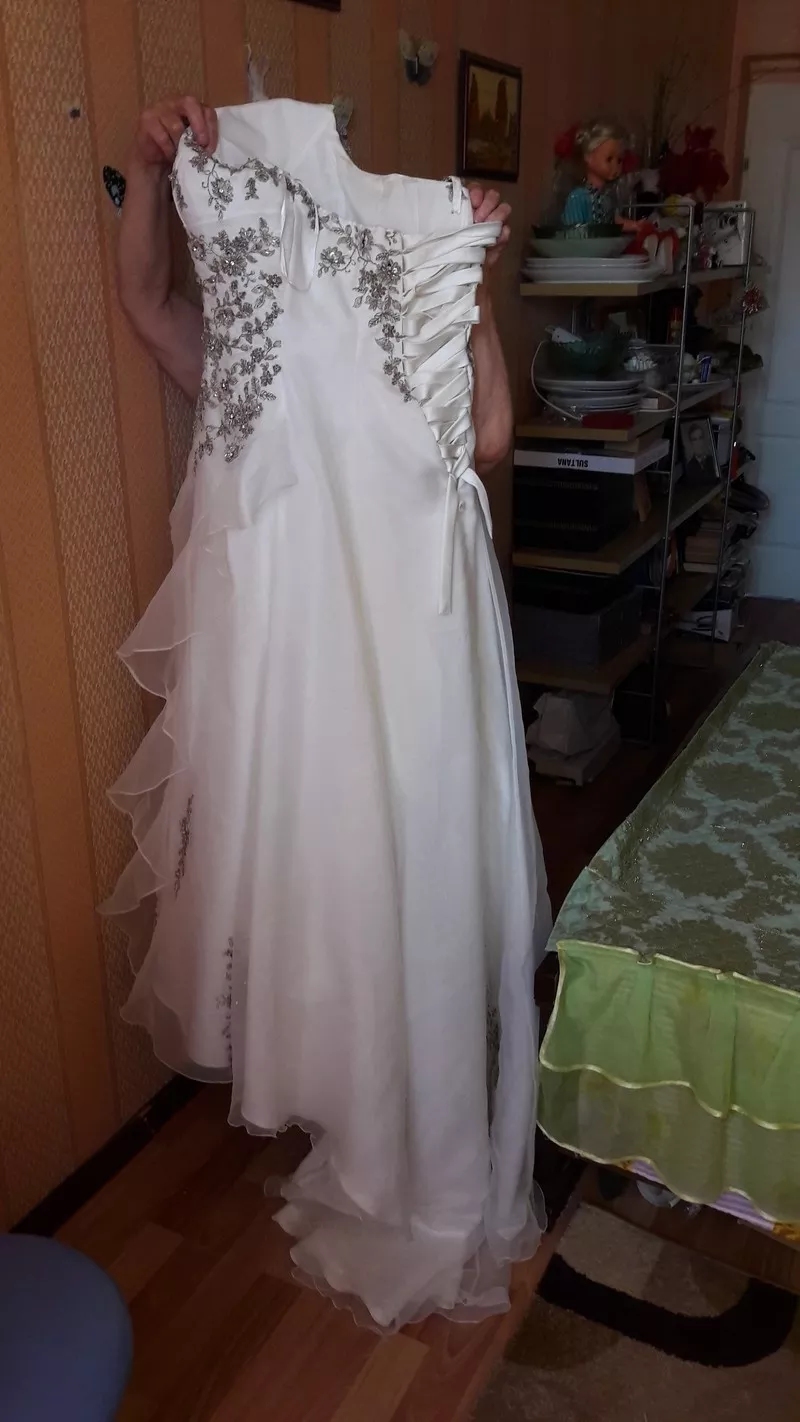 свадебное платье  со шлейфом 3